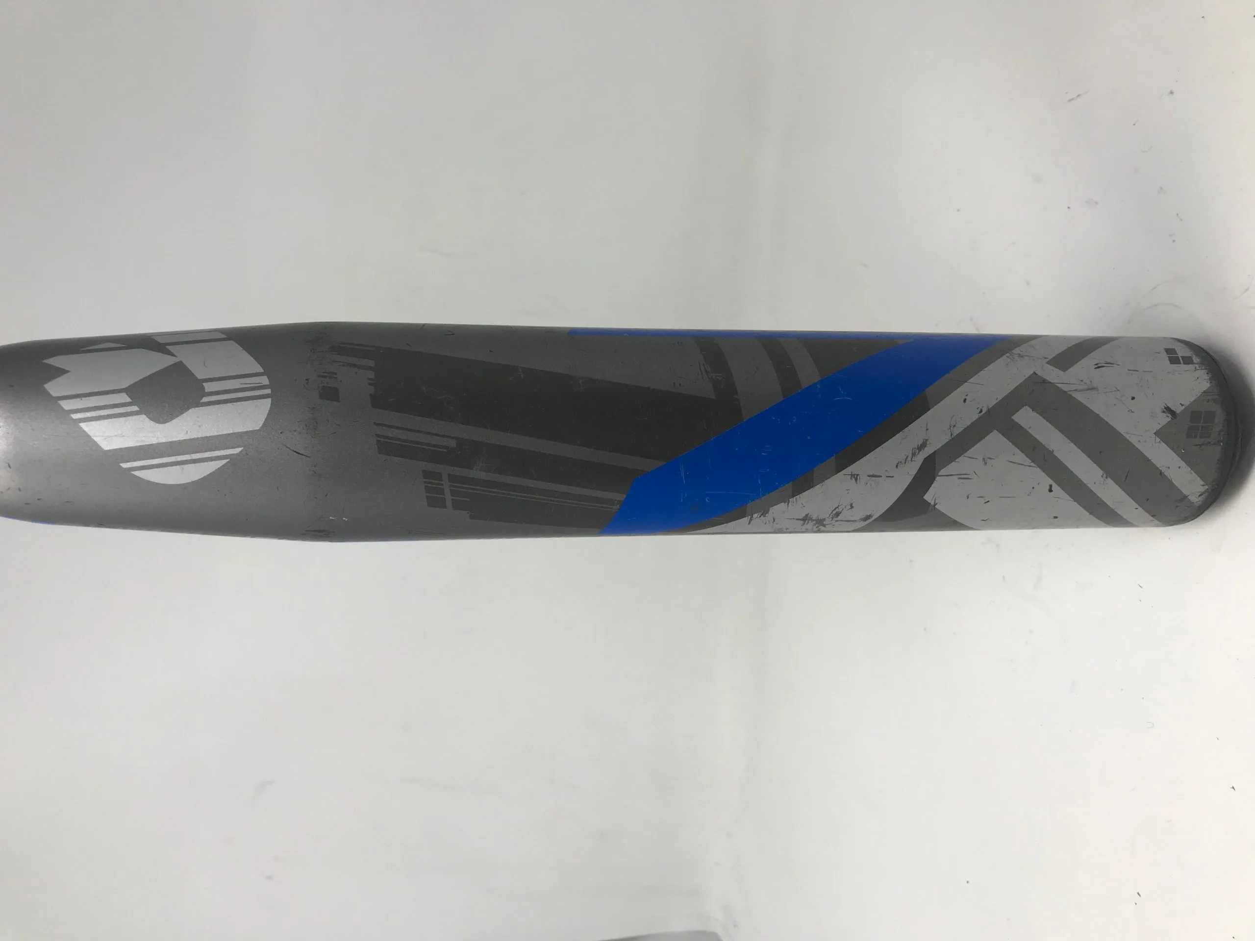 Used DeMarini CF7 Little League Baseball Bat CFL15 2 1/4" 30/19 Silver/Gray/Blue 3 Used DeMarini CF7 Little League Baseball Bat CFL15 2 1/4" 30/19 Silver/Gray/Blue