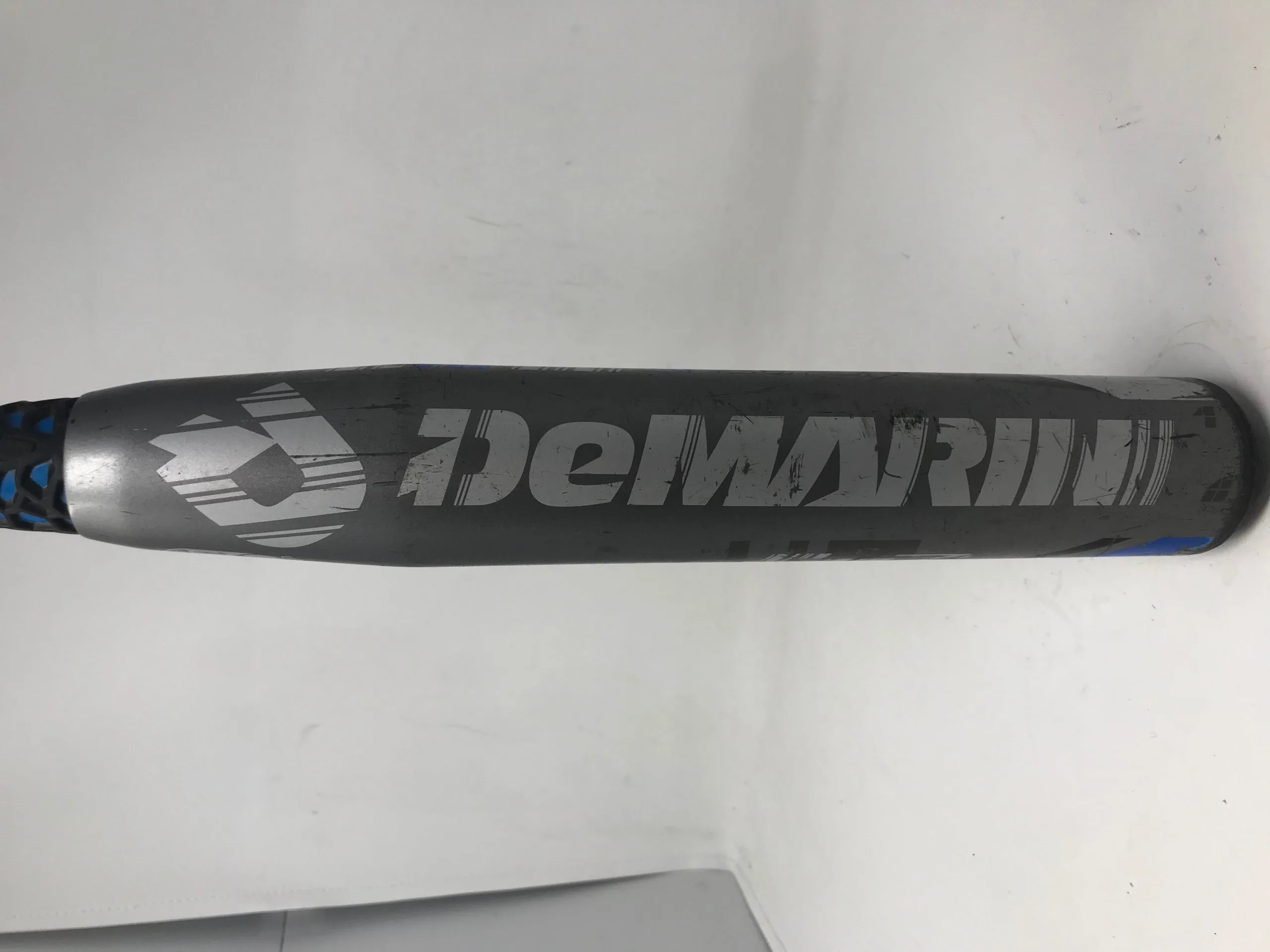 Used DeMarini CF7 Little League Baseball Bat CFL15 2 1/4" 30/19 Silver/Gray/Blue 4 Used DeMarini CF7 Little League Baseball Bat CFL15 2 1/4" 30/19 Silver/Gray/Blue - Image 2