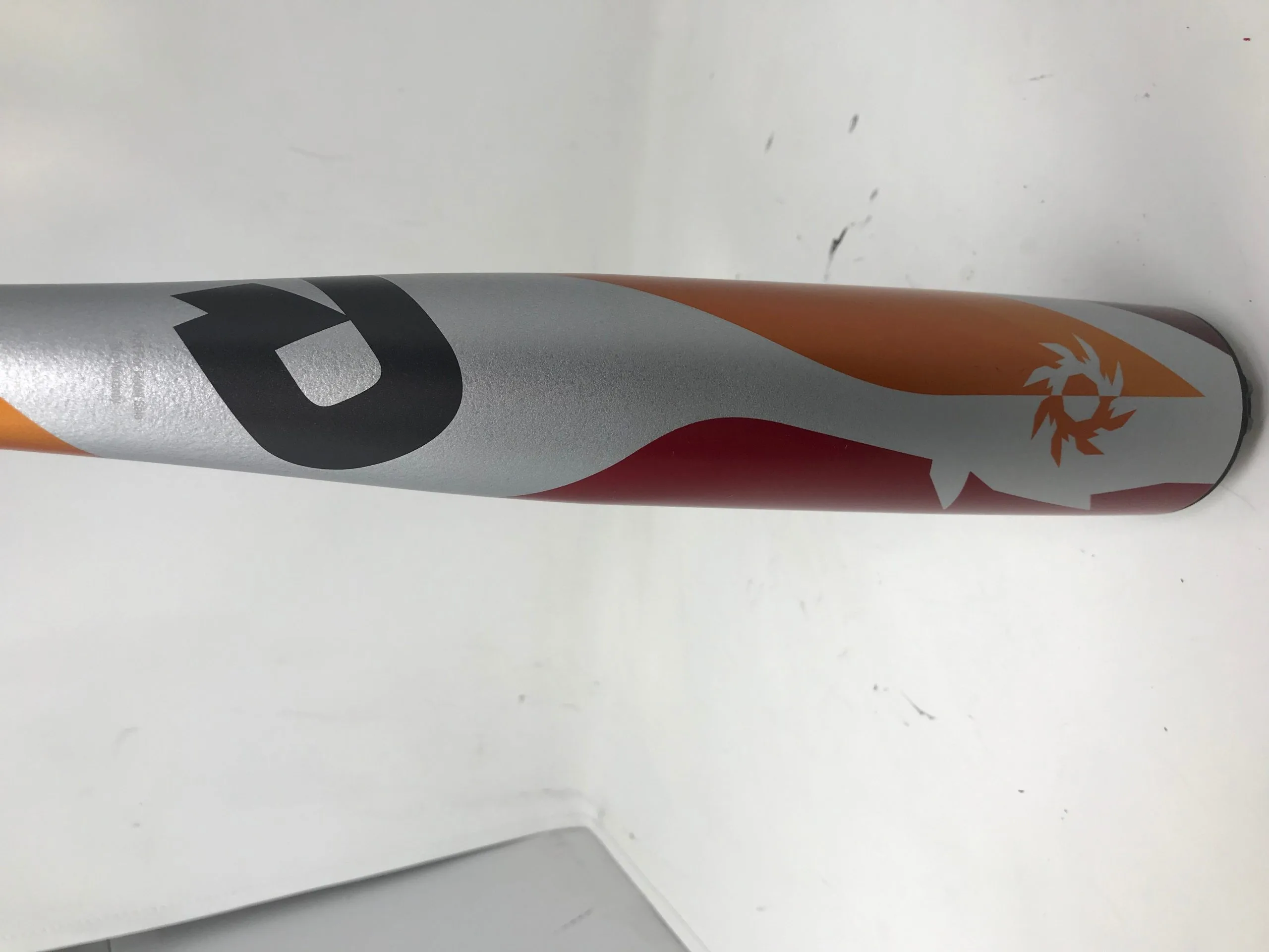 Used Demo DeMarini UO2-18 28/18 Voodoo ONE Youth League Baseball Bat 2018 2 5/8" 4 Used Demo DeMarini UO2-18 28/18 Voodoo ONE Youth League Baseball Bat 2018 2 5/8" - Image 2