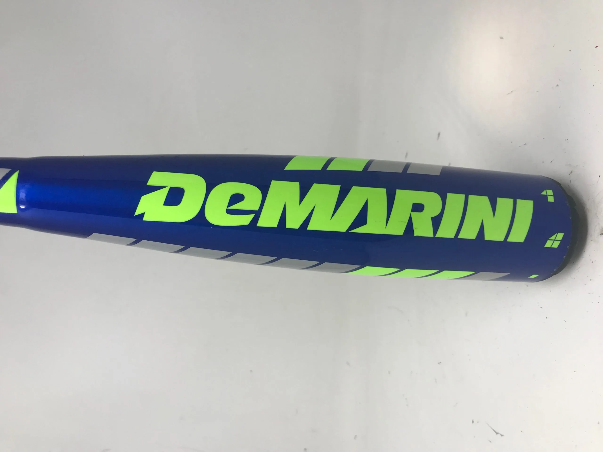 Used Demo DeMarini Insane INZ16 29/19 Senior League Baseball Bat 2 3/4 Blue 2016 4 Used Demo DeMarini Insane INZ16 29/19 Senior League Baseball Bat 2 3/4 Blue 2016 - Image 2