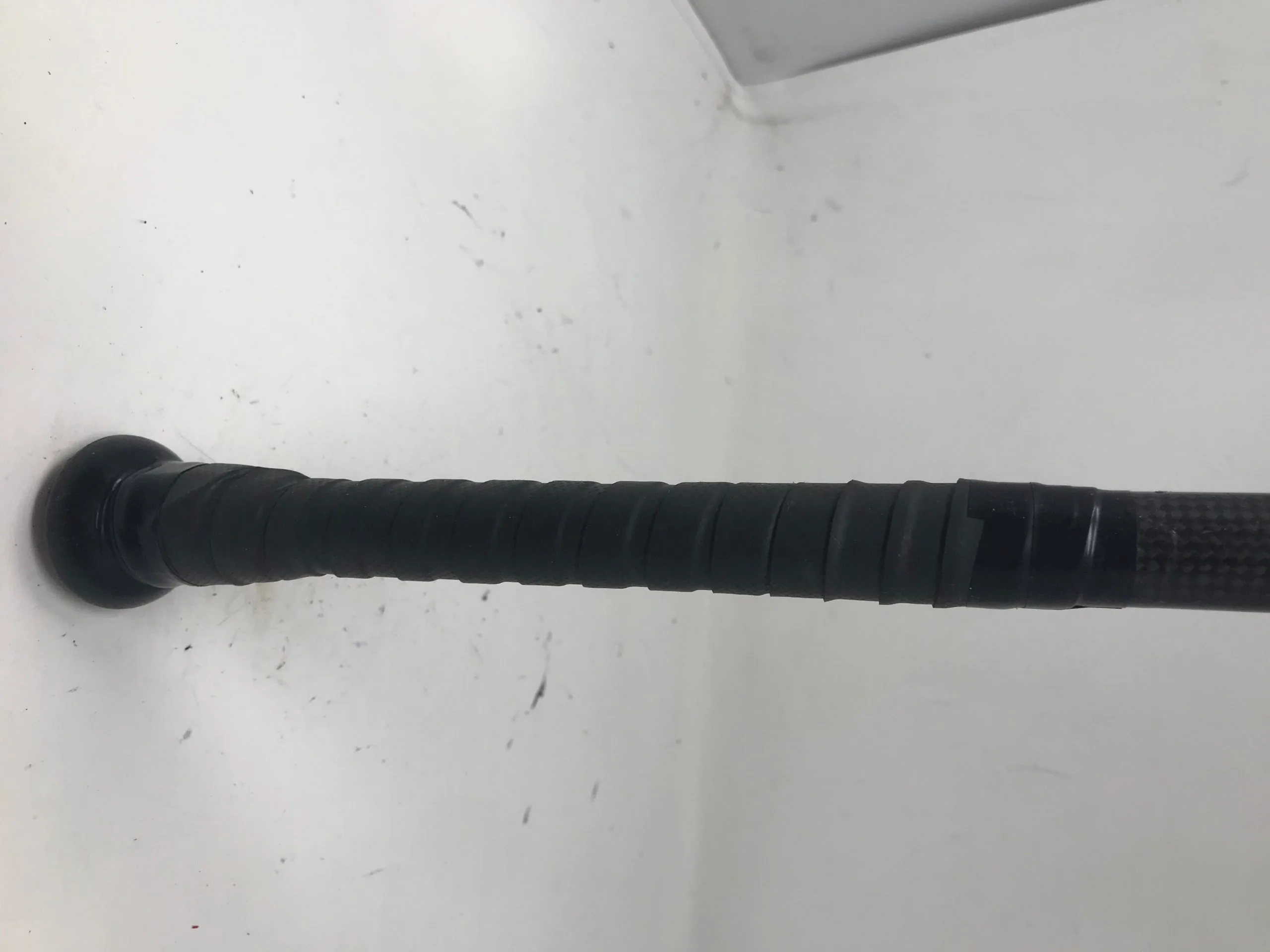 Used DeMarini Voodoo 33/30 VDC16 BBCOR Baseball Bat Black 2016 Drop 3 6 Used DeMarini Voodoo 33/30 VDC16 BBCOR Baseball Bat Black 2016 Drop 3 - Image 4