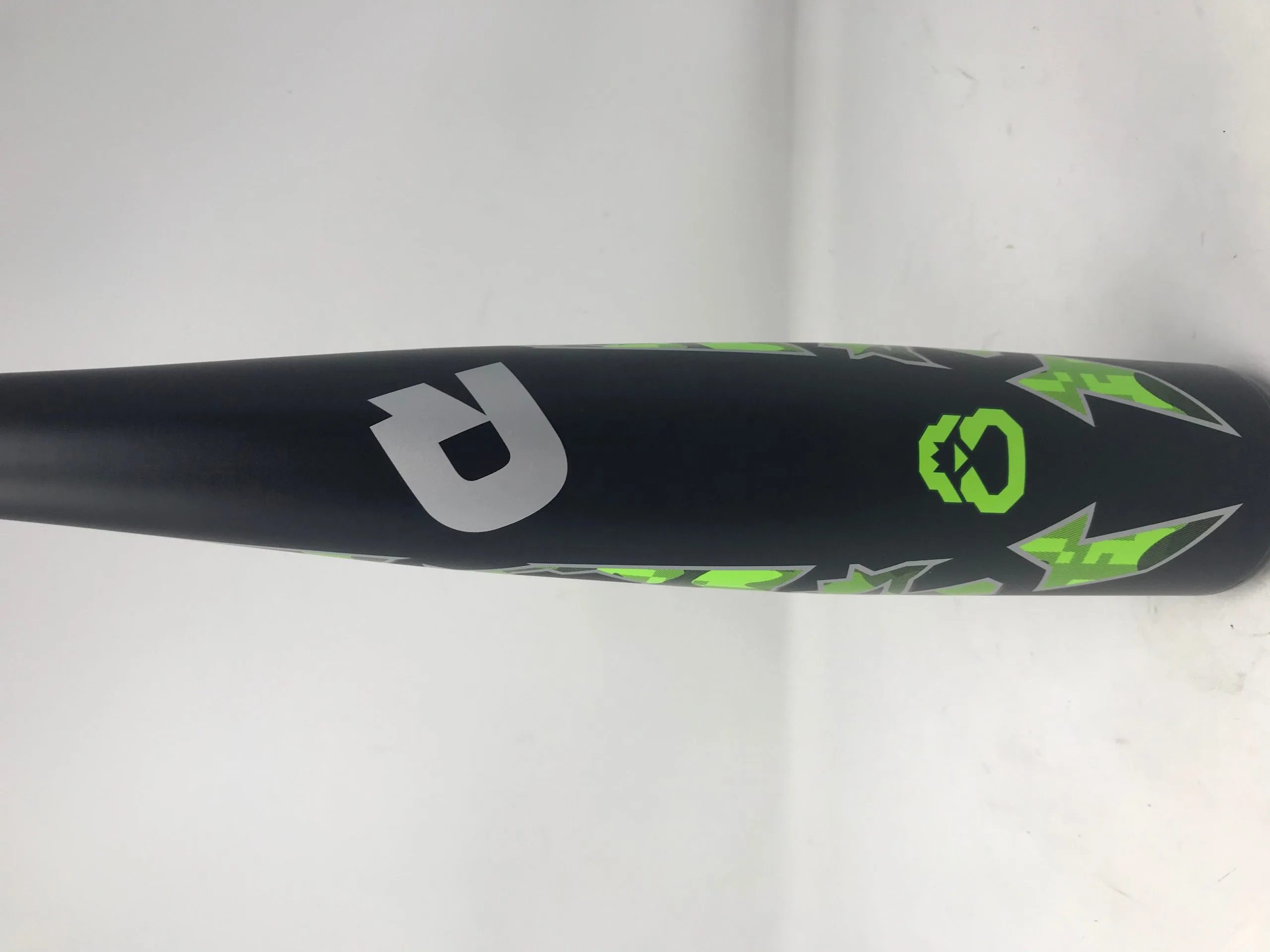 Used DeMarini UPY-19 Uprising 26/16 Junior Big Barrel Baseball Bat 2 3/4 -10 4 Used DeMarini UPY-19 Uprising 26/16 Junior Big Barrel Baseball Bat 2 3/4 -10 - Image 2