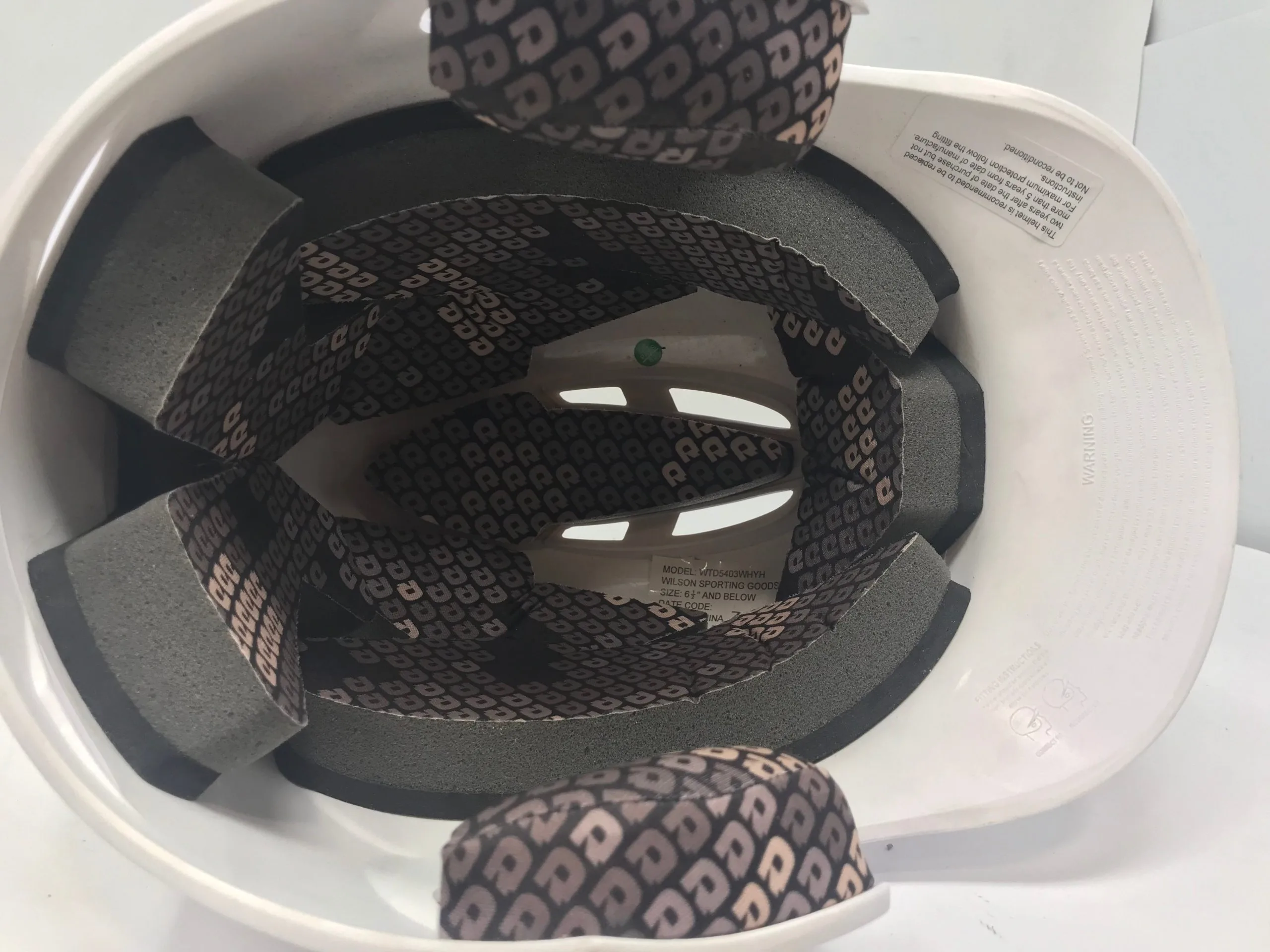 Used DeMarini Paradox Youth Batting Helmet White Youth Up To 6.5 7 Used DeMarini Paradox Youth Batting Helmet White Youth Up To 6.5 - Image 5