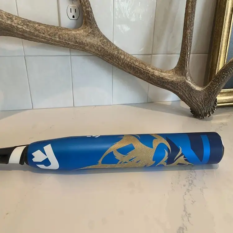 DeMarini CF9 33/24 (-9) Fastpitch Softball Bat 9 DeMarini CF9 33/24 (-9) Fastpitch Softball Bat - Image 7