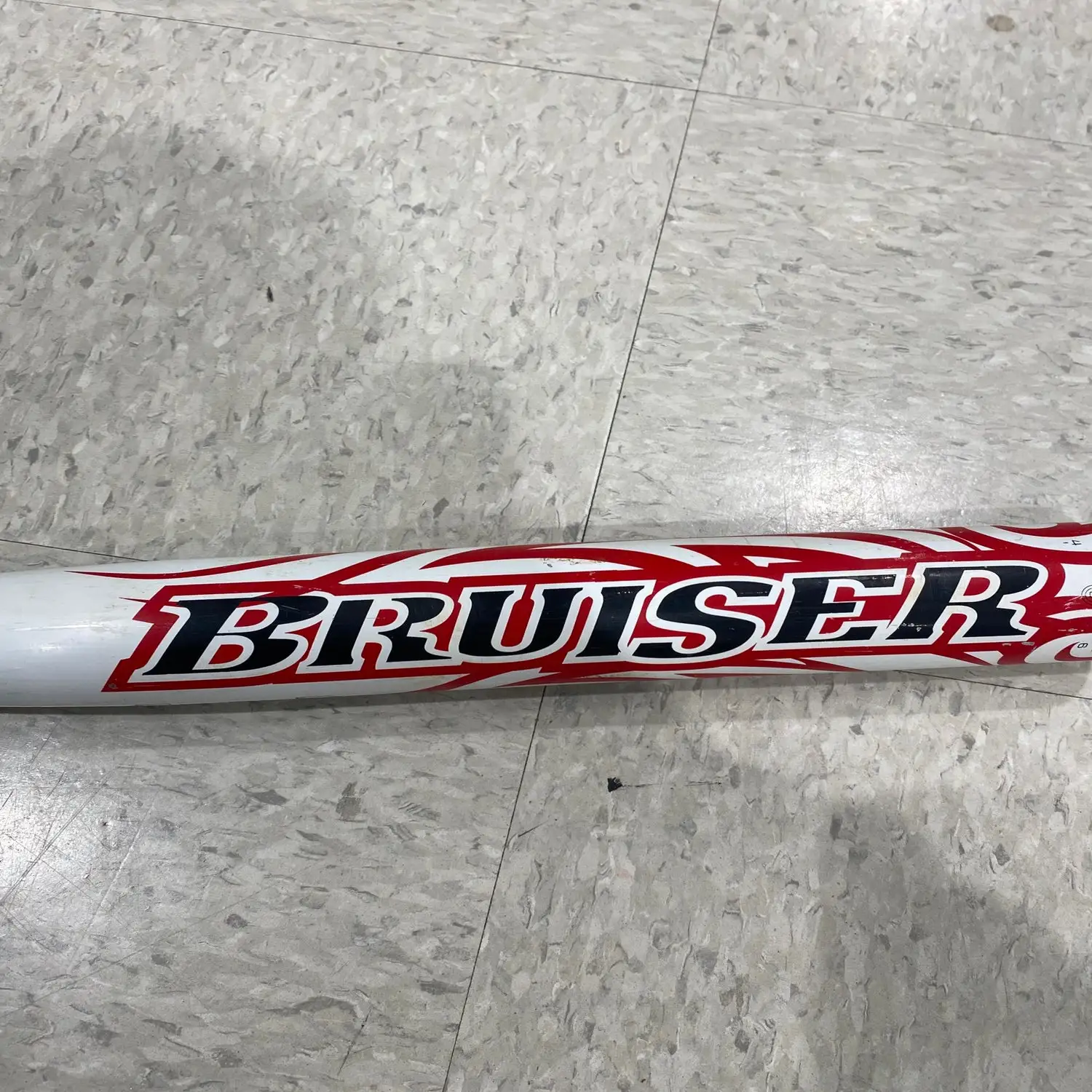 Used DeMarini Bruiser Alloy Bat -8 26OZ 34" 9 Used DeMarini Bruiser Alloy Bat -8 26OZ 34" - Image 7